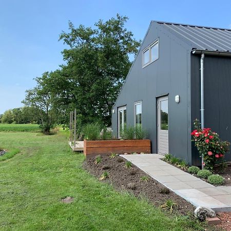 Mae Usu Vila Nieuw-Roden Exterior foto